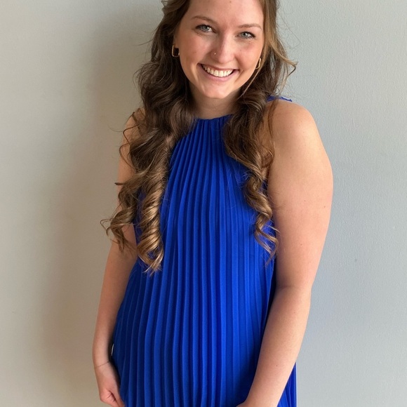 Vibrant Blue Pleated Dress - Picture 6 of 7